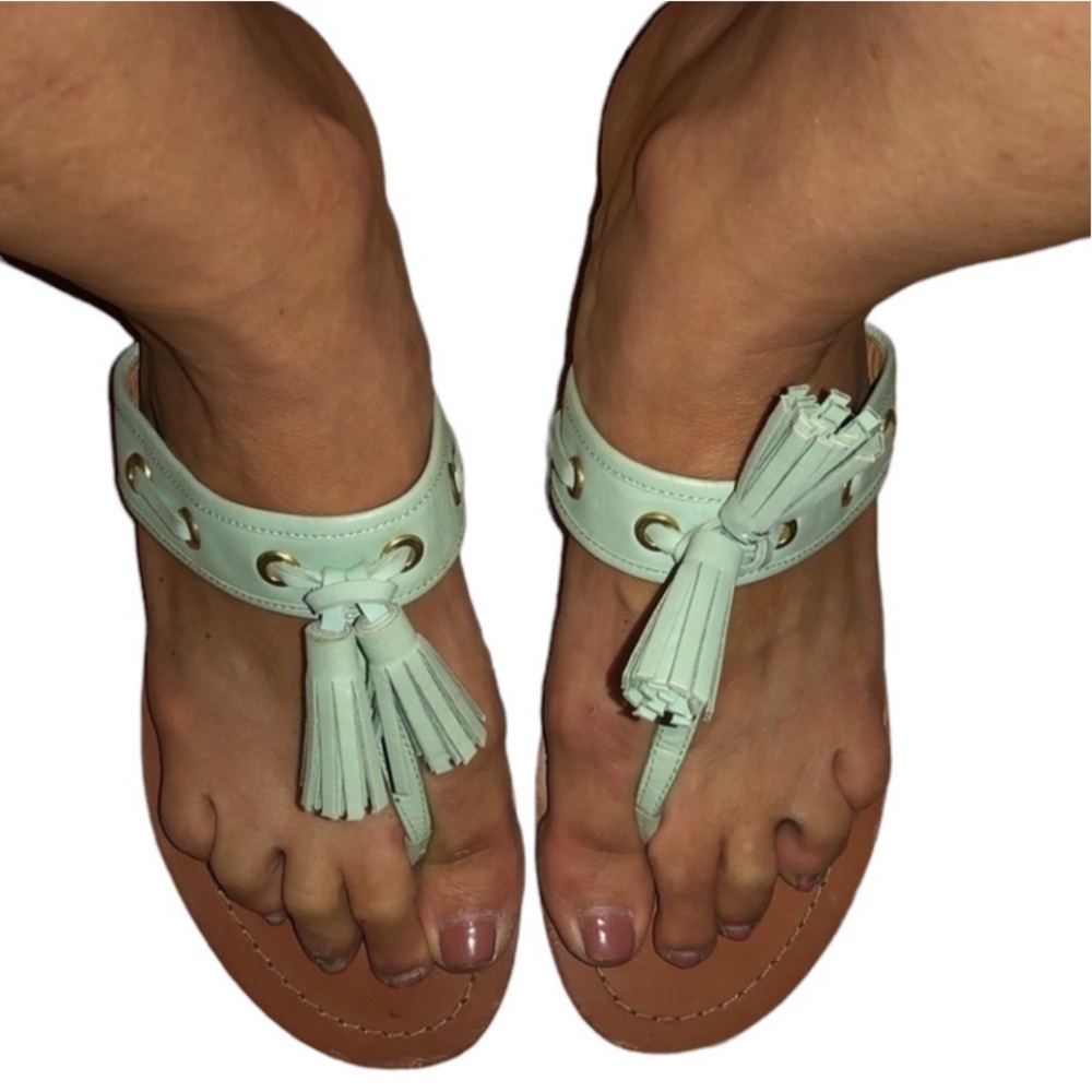 Coach size 9.5 mint green sandal thong genuine leather gold detail & tassel - Picture 5 of 10